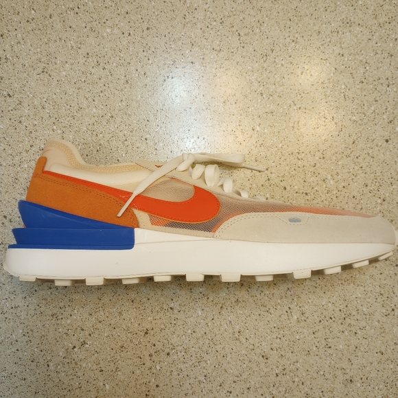 Nike Women's Waffle One Pearl - Picture 3 of 7